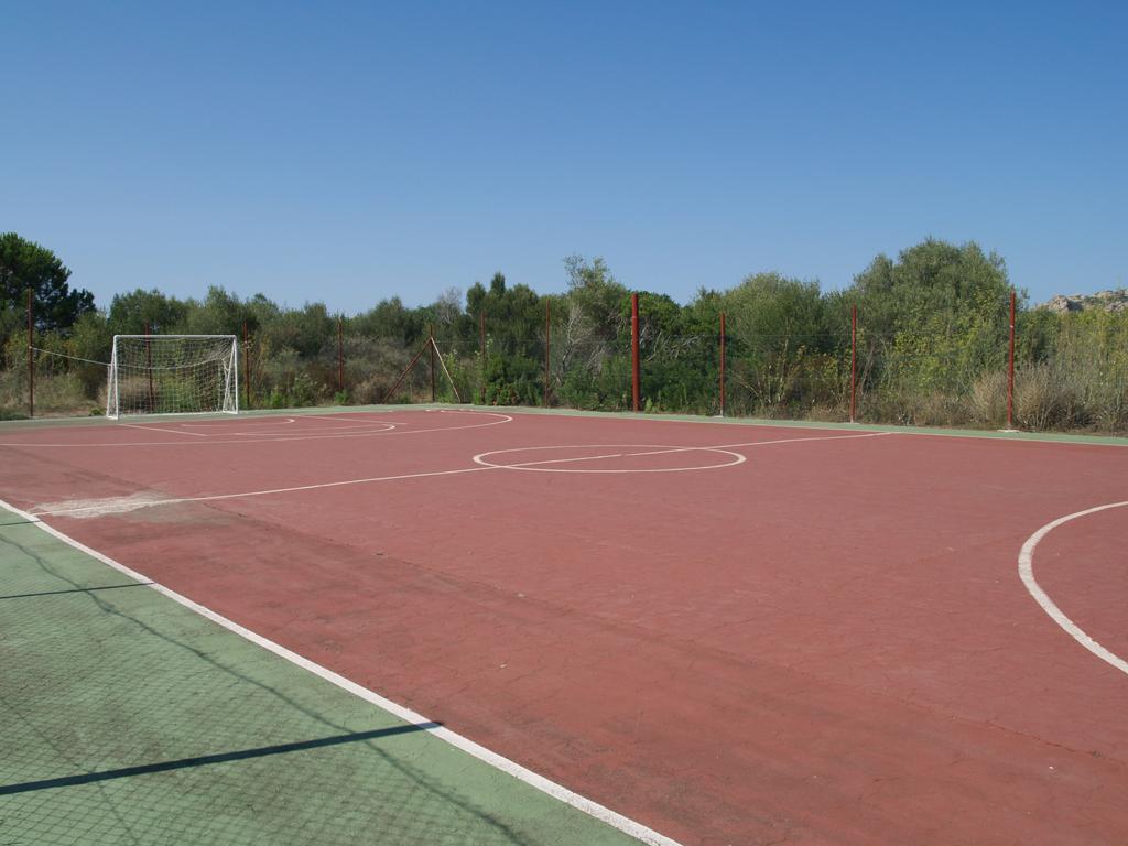 Club Esse Cala Bitta Hotel Бая Сардиния Екстериор снимка