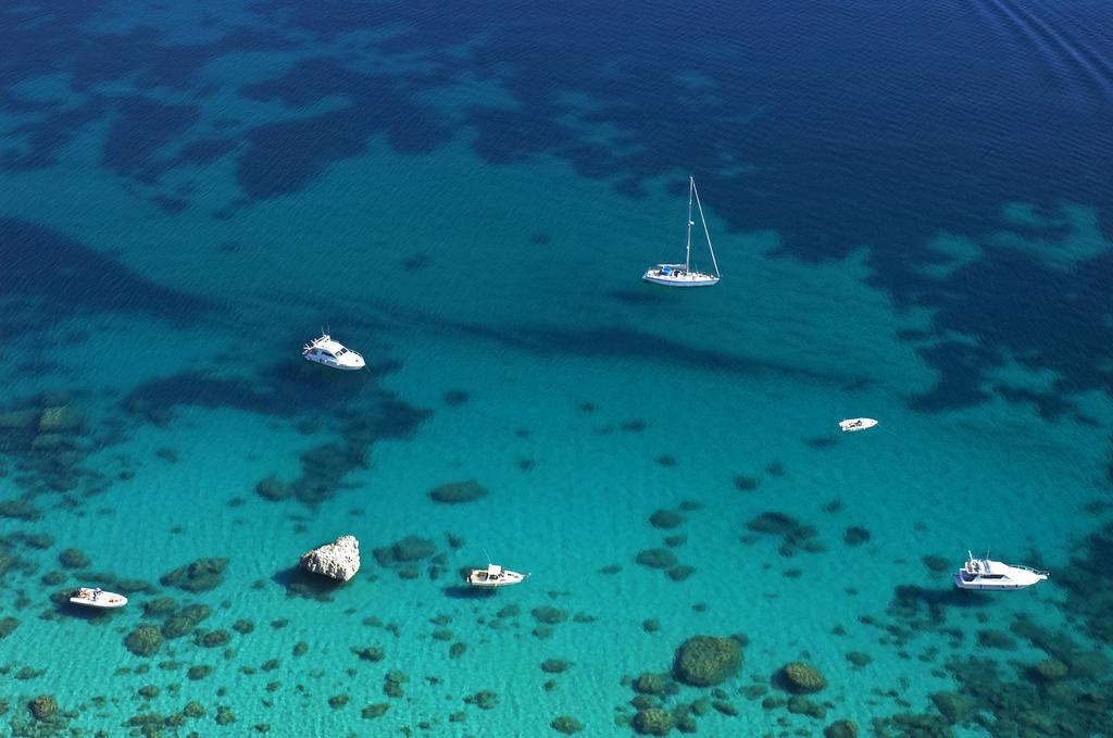 Club Esse Cala Bitta Hotel Бая Сардиния Екстериор снимка